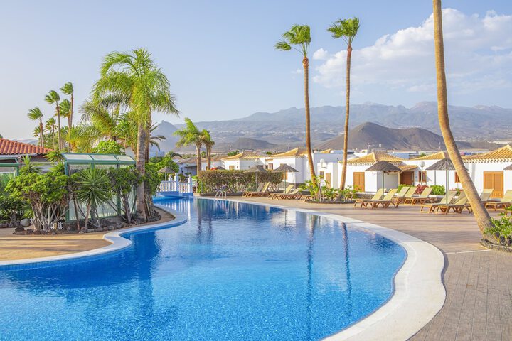 Pool Hotel