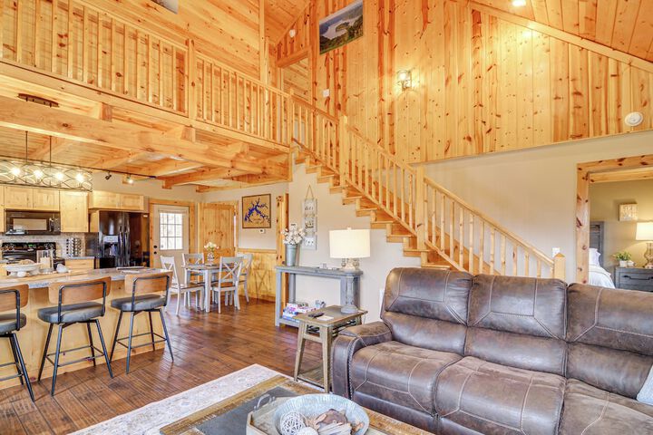 Modern Cabin w / Grill Near Golf & Bass Fishing!