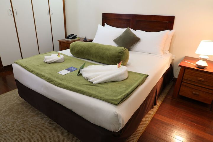 Room 9 of 31