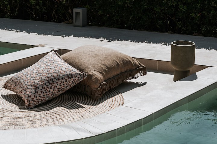 Pool 22 of 42