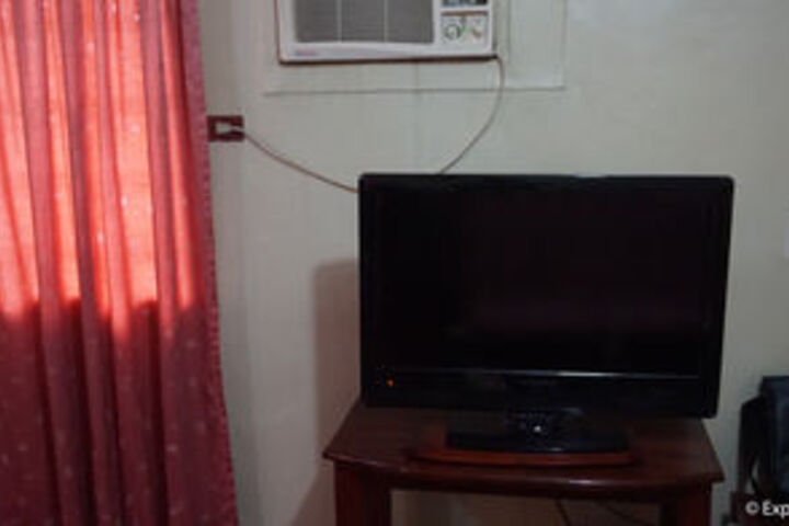 Room 18 of 33