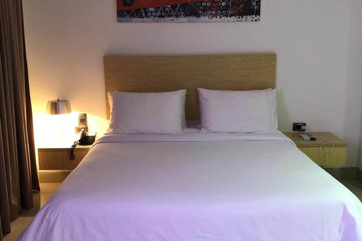 Room 26 of 105