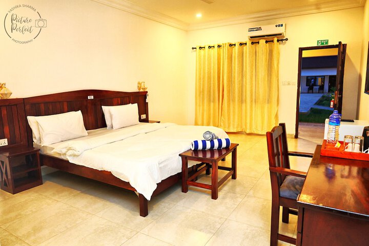 Room 5 of 7