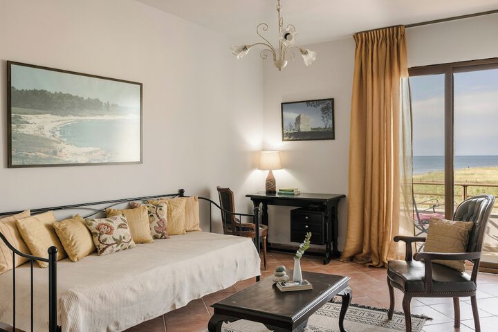 Room 17 of 29