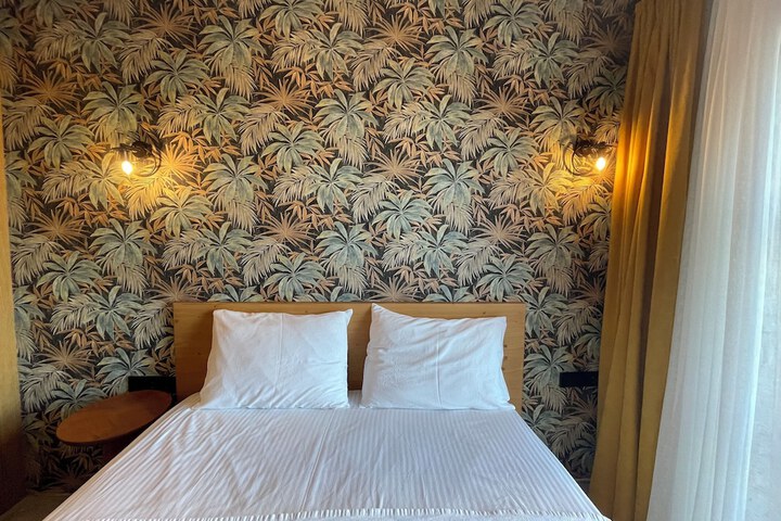 Room 20 of 75