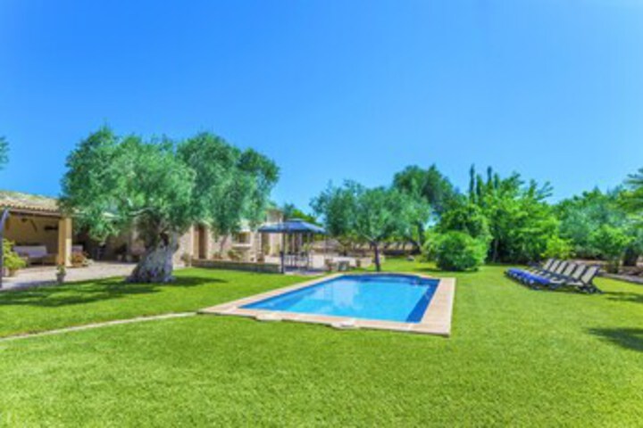 Pool 17 of 25
