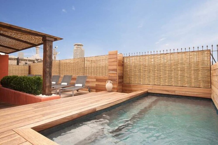 Pool 58 of 69