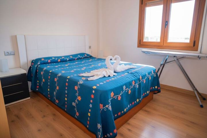 Room 2 of 17