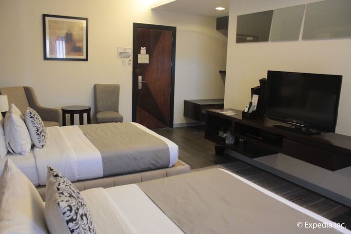 Room 9 of 49