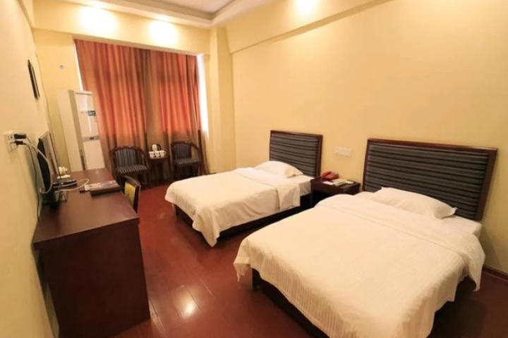 Room 2 of 9