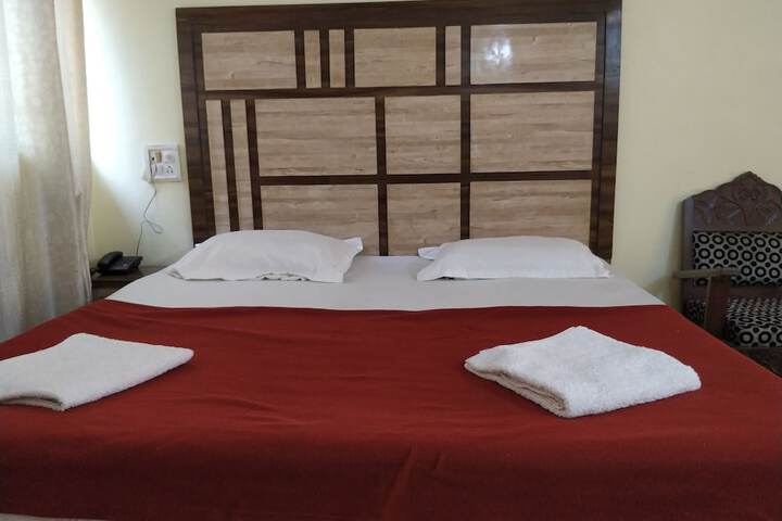 Room 40 of 72