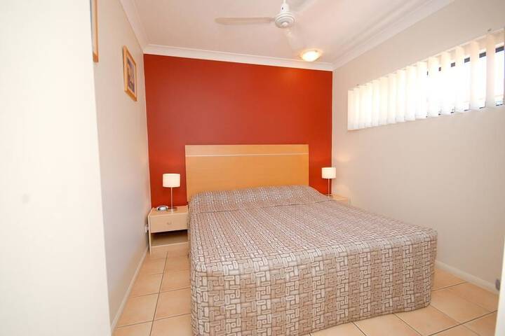 Room 10 of 23