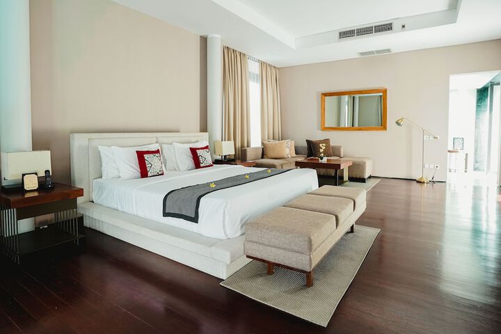 Room 17 of 111