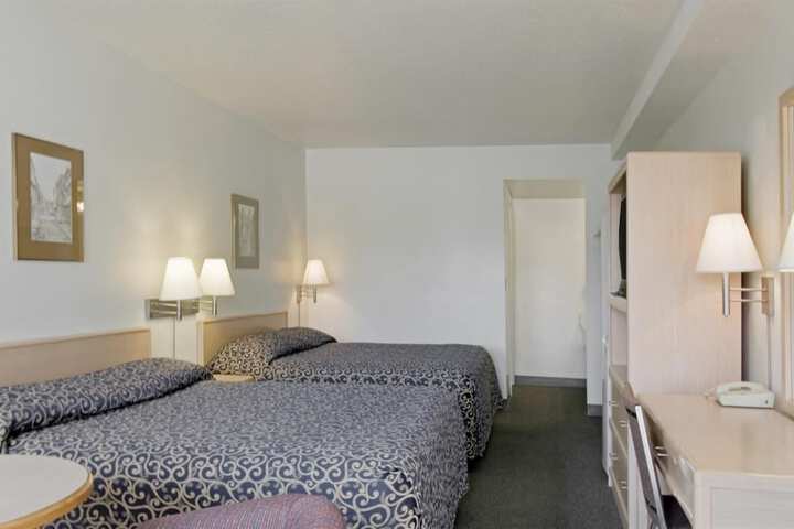 Room 15 of 41