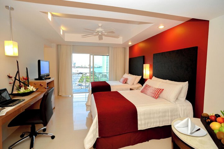 Room 29 of 66
