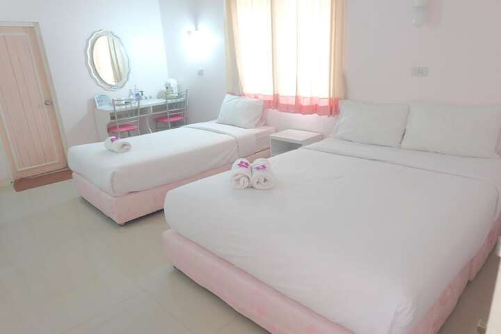 Room 18 of 43