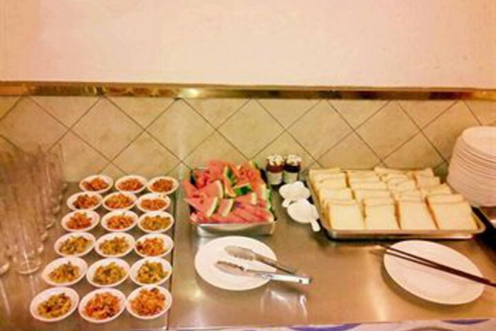 Dining 6 of 27
