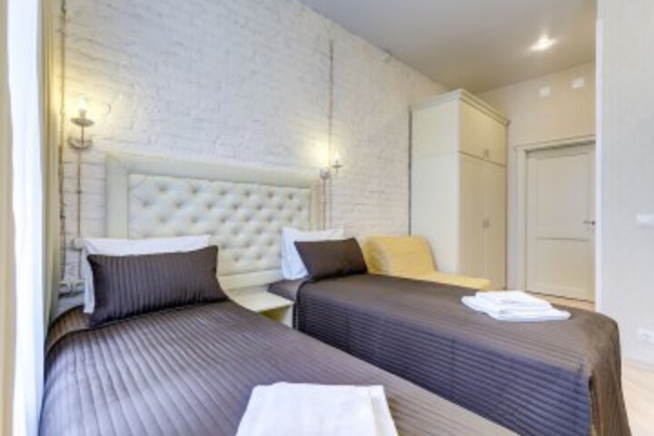 Room 14 of 74