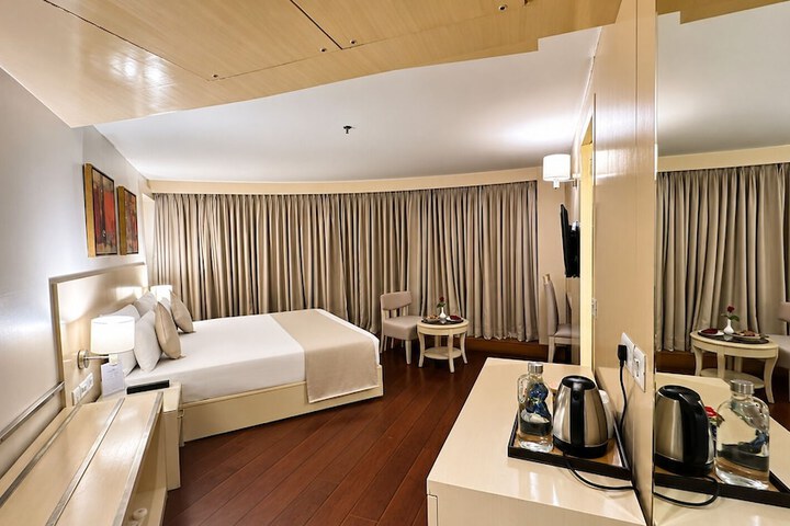 Room 21 of 54