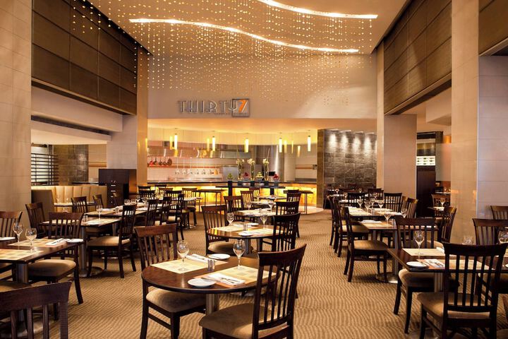 Dining 82 of 143