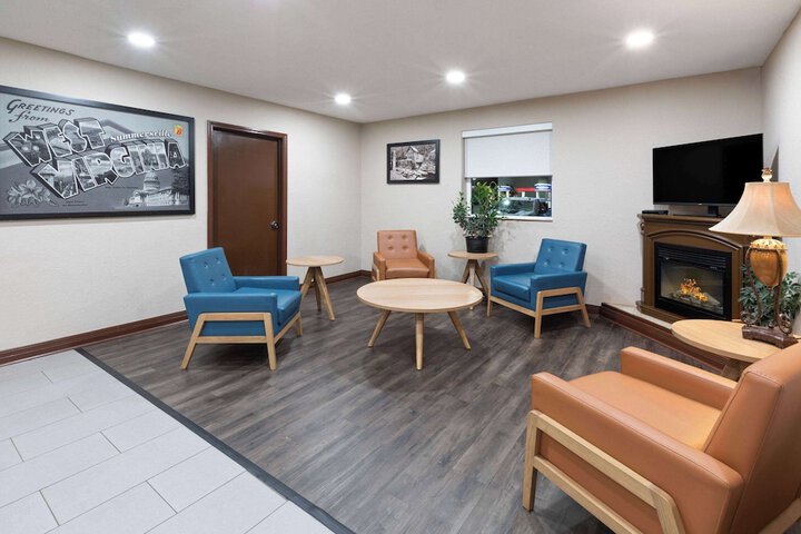 Hotel Interior 6 of 66