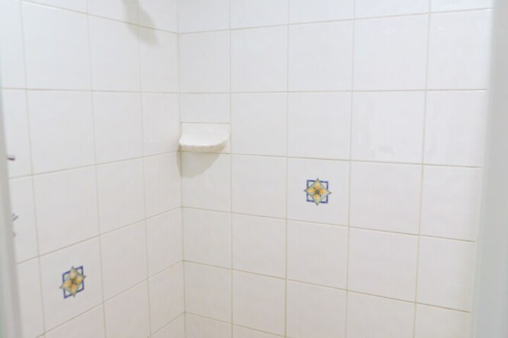 Room 44 of 57