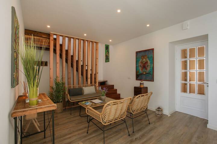 Room 10 of 27