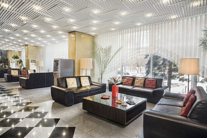 Hotel Lobby