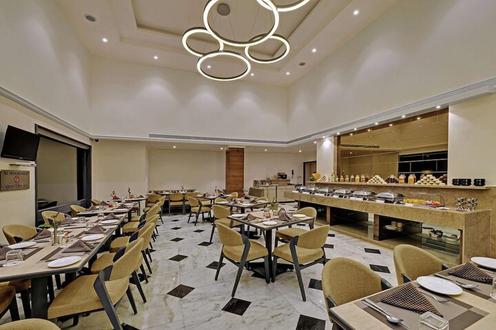 Dining 86 of 113