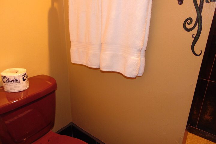 Room 285 of 413