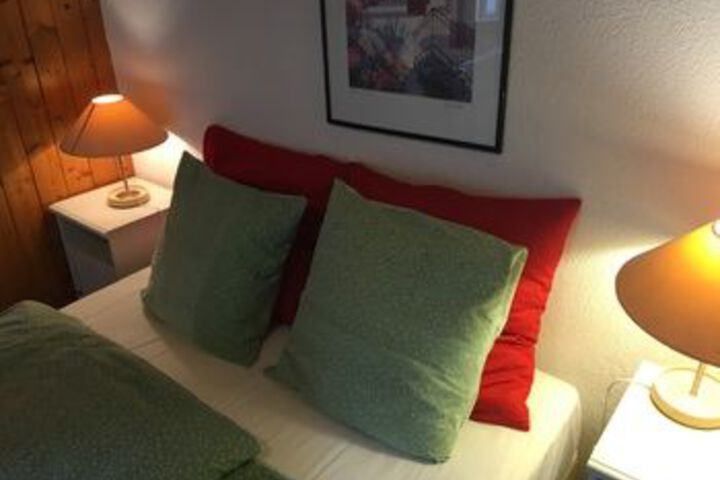 Room 14 of 48