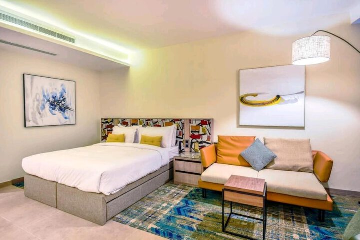 Room 15 of 99