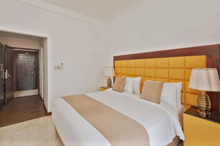 Room 8 of 46