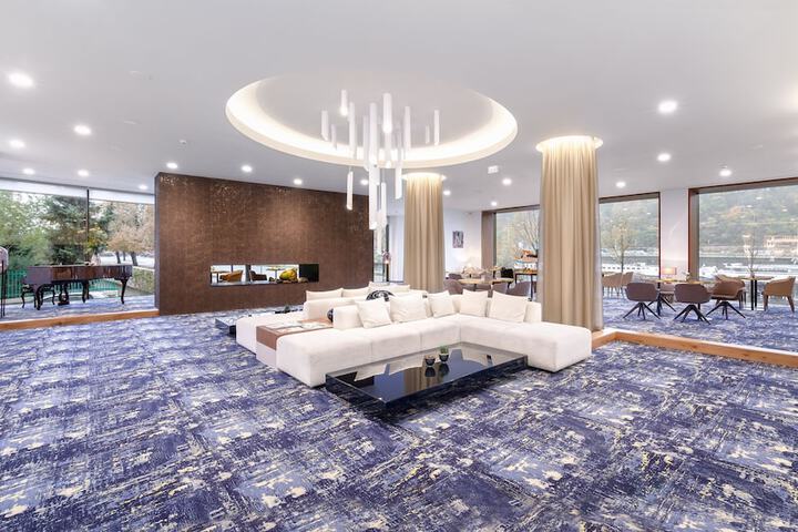 Lobby Photos