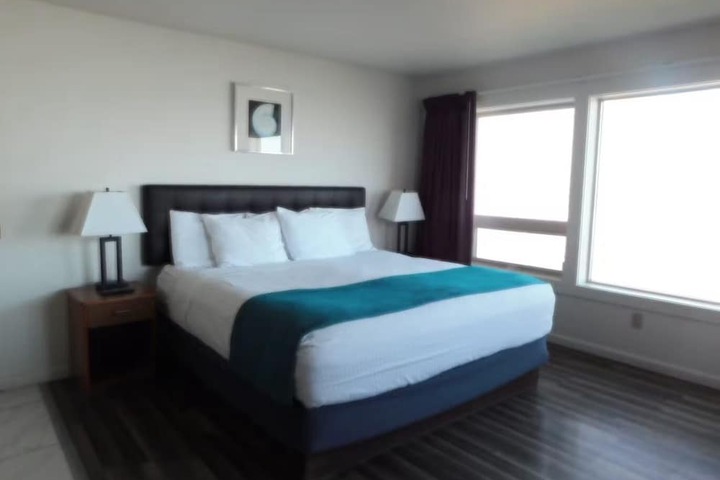 Room 49 of 165
