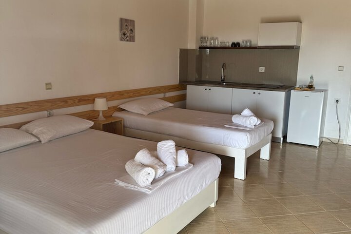 Room 2 of 11