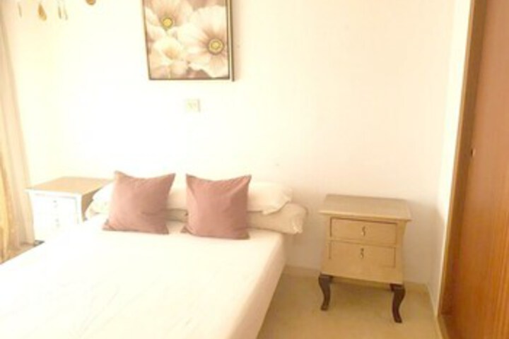 Room 14 of 28