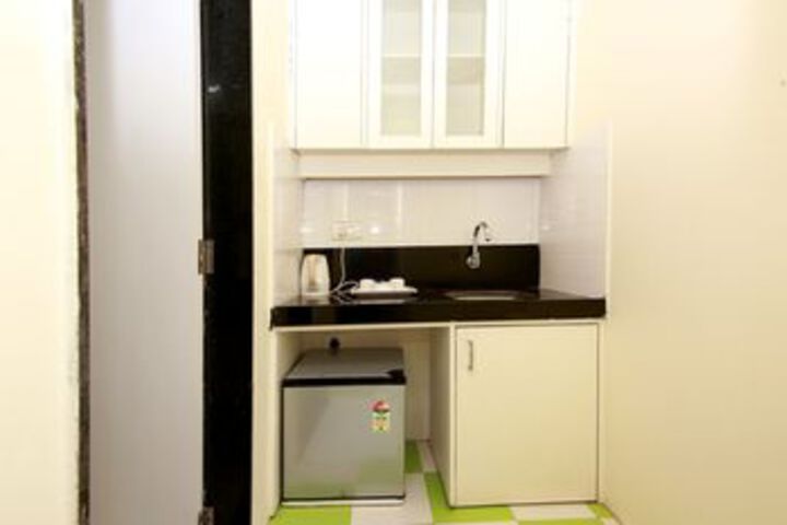 Room 14 of 23