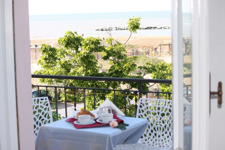 Terrace/Patio 36 of 61