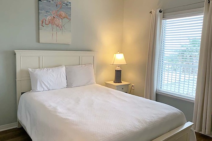 Room 13 of 85