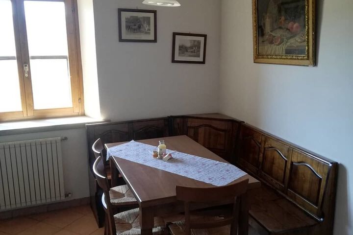Room 12 of 35