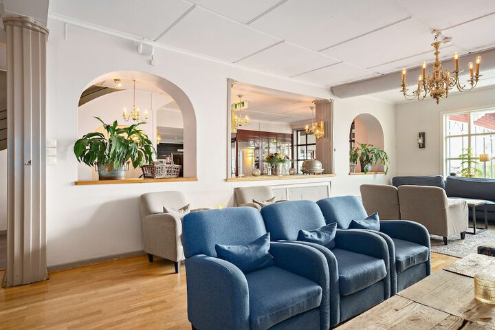 Hotel Interior 2 of 121