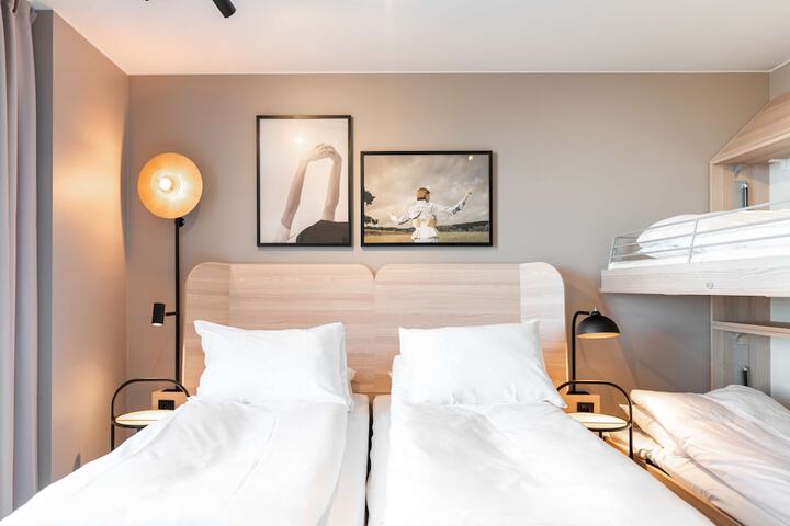 Room 13 of 56
