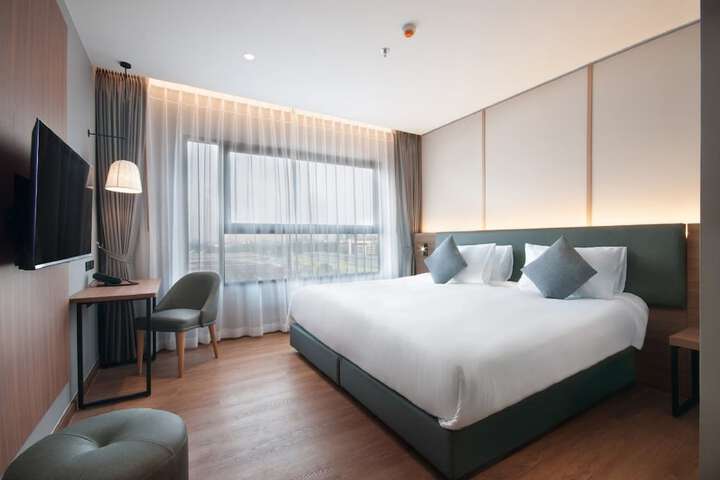 Room 45 of 112