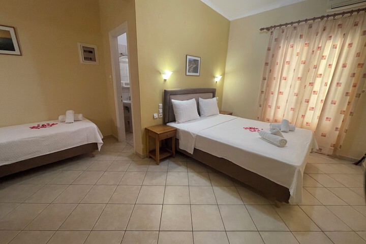 Room 48 of 145