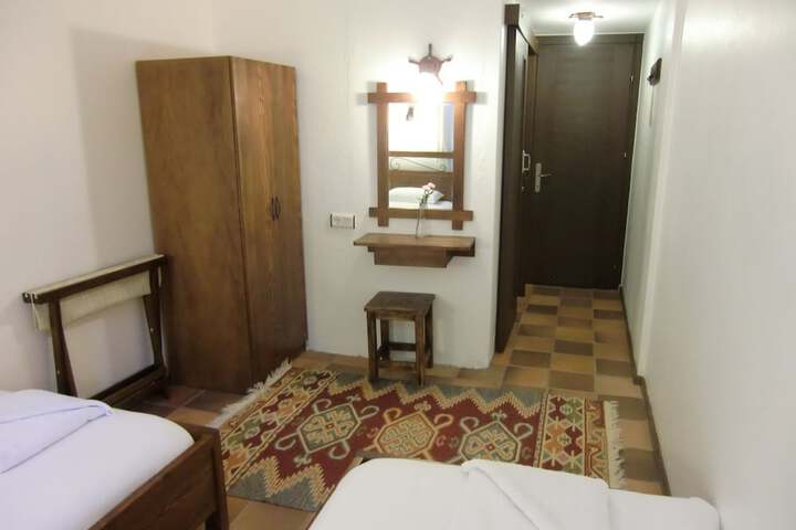 Room 7 of 58