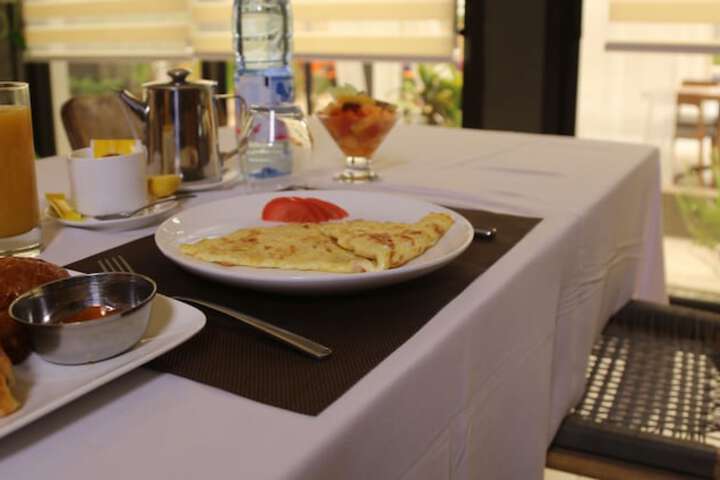 Breakfast/Coffee Service 48 of 70