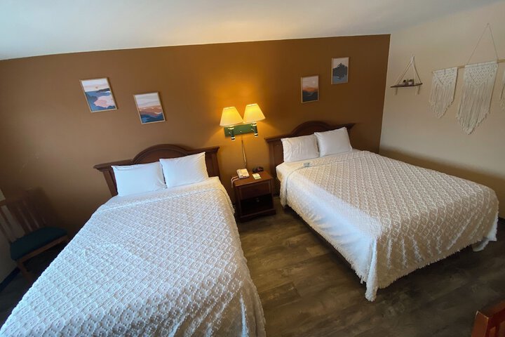 Room 40 of 106