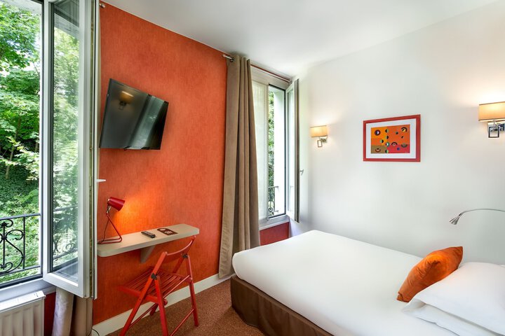 Room 15 of 67