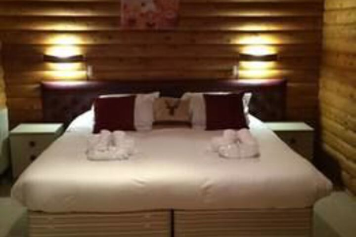Room 17 of 23